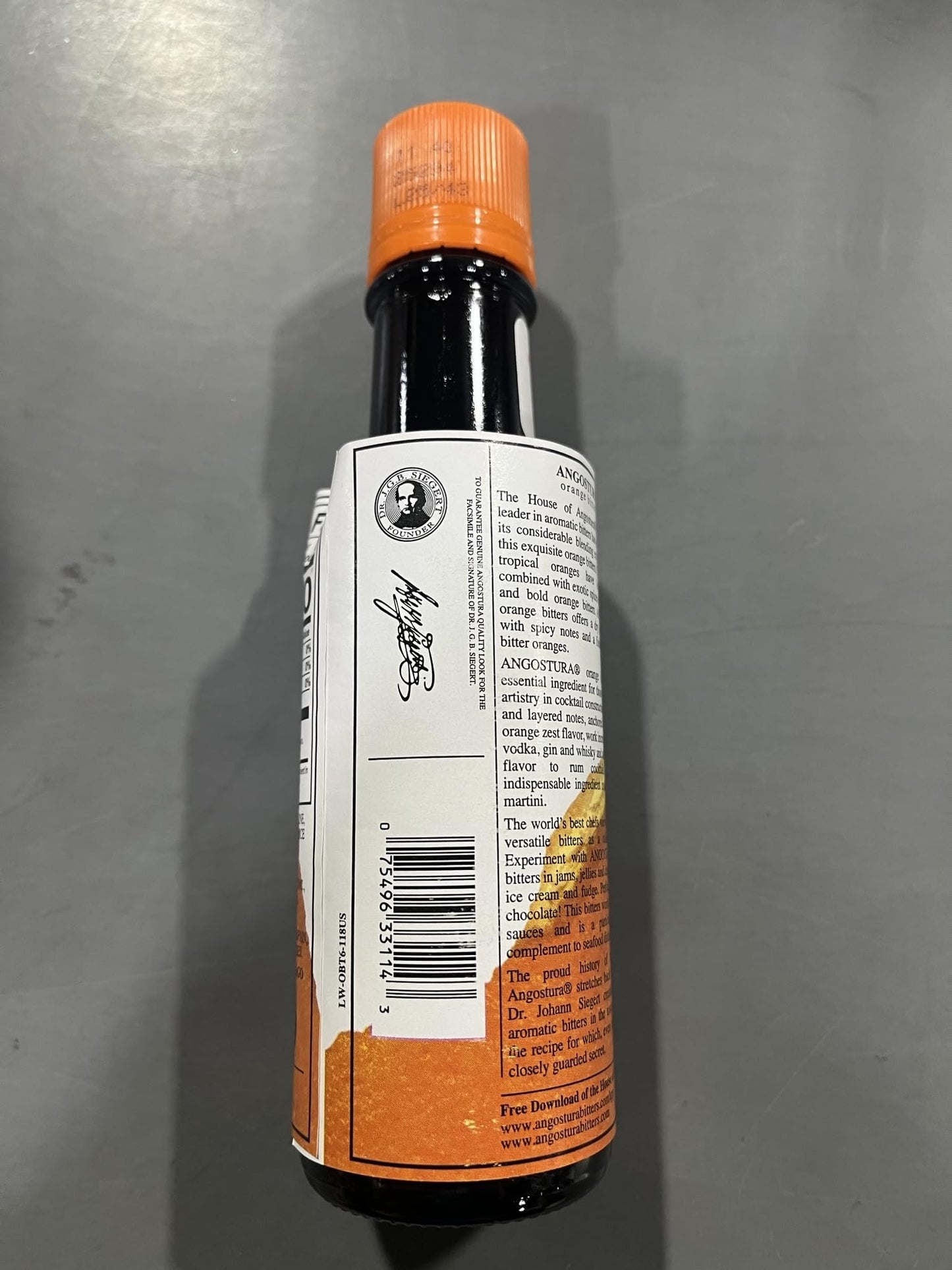 Kingston: Angostura Bitters Original and Orange Bitters (Combo- Pack) - 4oz Bottles, Aromatic and Citrus Infused. Bundled in Kingston safe packaging