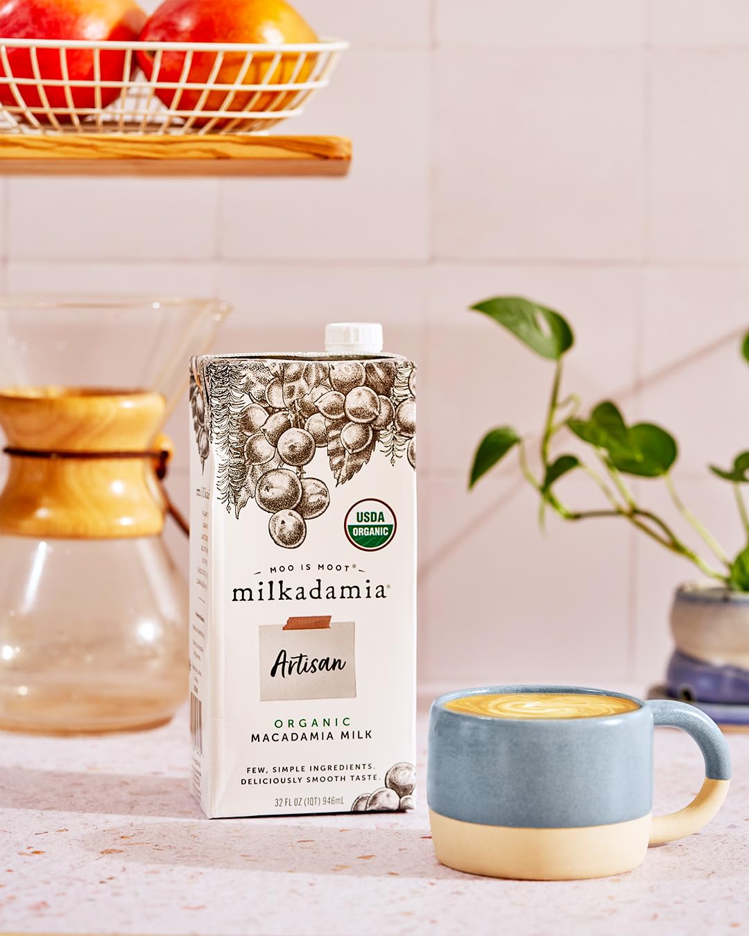 Milkadamia Organic Artisan Macadamia Milk, Non-Dairy, Plant Based, Vegan, Gluten Free, 32 Fluid Ounce (Pack of 6)