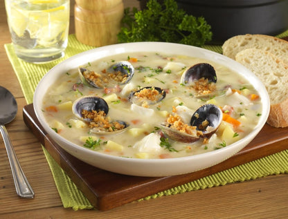 LeGout New England Clam Chowder Condensed Canned Soup, 0g Trans Fat, 51 oz, Pack of 12