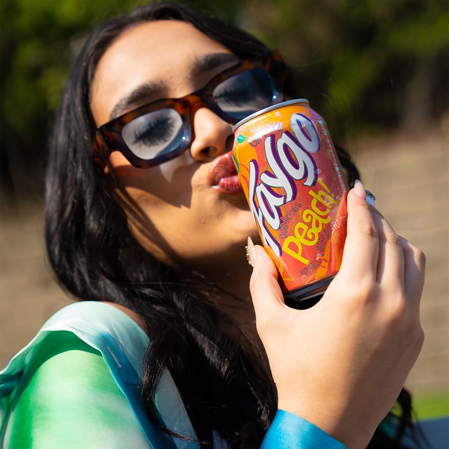 Faygo Peach Soda | 12-Pack of 12oz Cans | Juicy Peach Flavor | Smooth & Fruity | Caffeine-Free