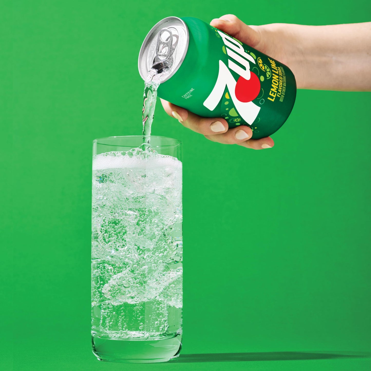 7UP Lemon Lime Soda, 7.5 Fl Oz Cans, 6 Pack