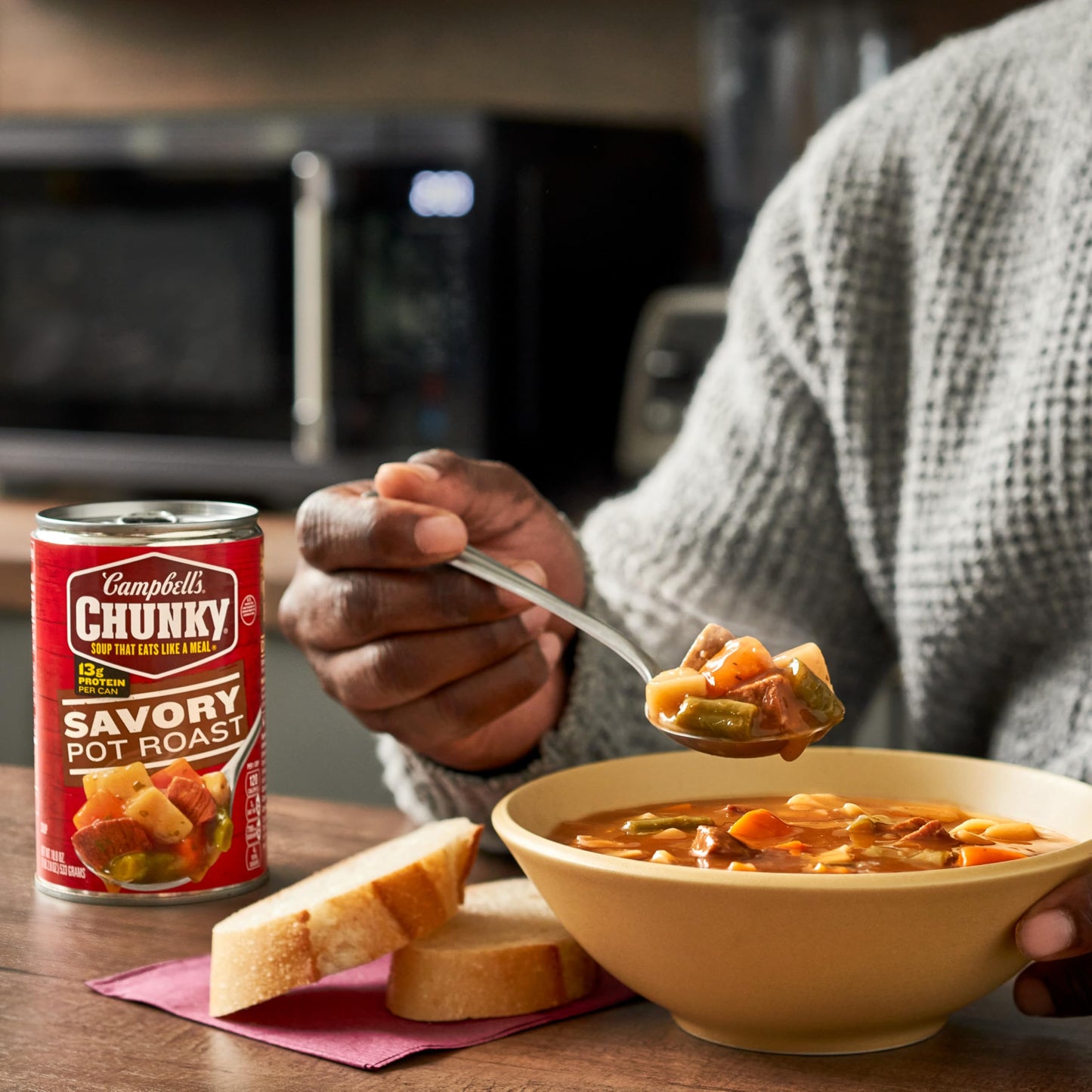 Campbell’s Chunky Soup, Savory Pot Roast Soup, 18.8 oz Can (Pack of 12)
