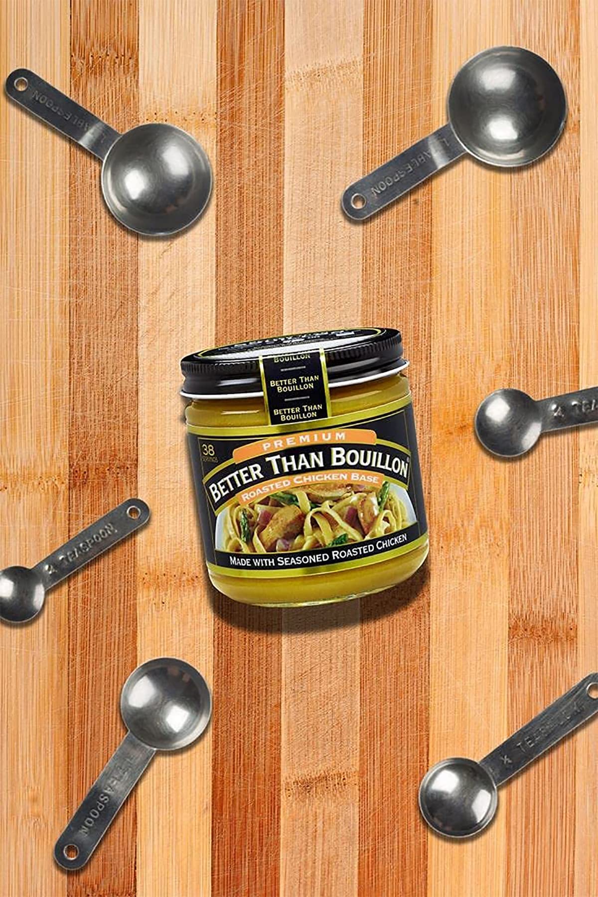 Better Than Bouillon Premium Roasted Chicken Base, Made with Seasoned Roasted Chicken, 38 Servings, Blendable Base for Added Flavor 8.00 Ounce (Pack of 2)