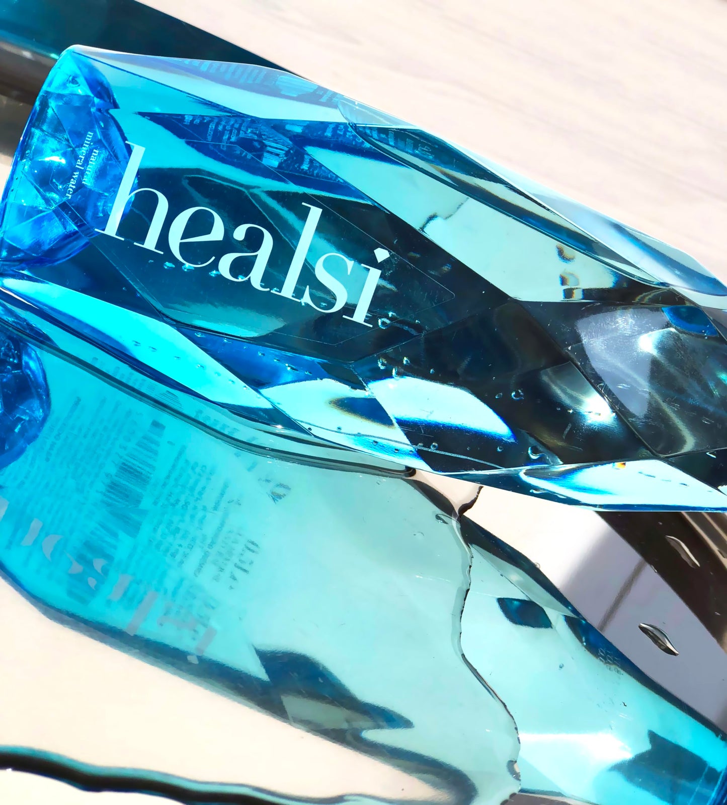 healsi Natural Artesian Still Water, pH7, rich in silica. (12 x 16.9 fl oz turquoise PET)